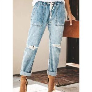 Boyfriend distressed jeans